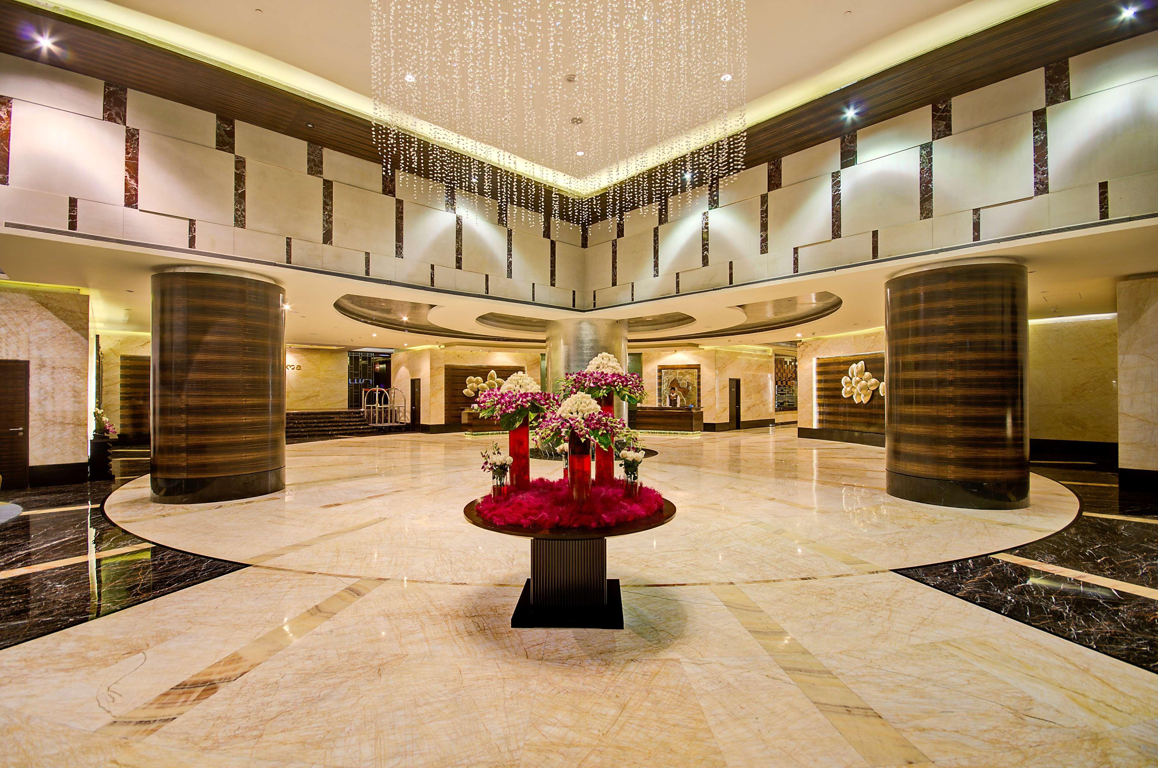 Radisson Blu Kaushambi Delhi Ncr Hotell Ghaziabad Exteriör bild