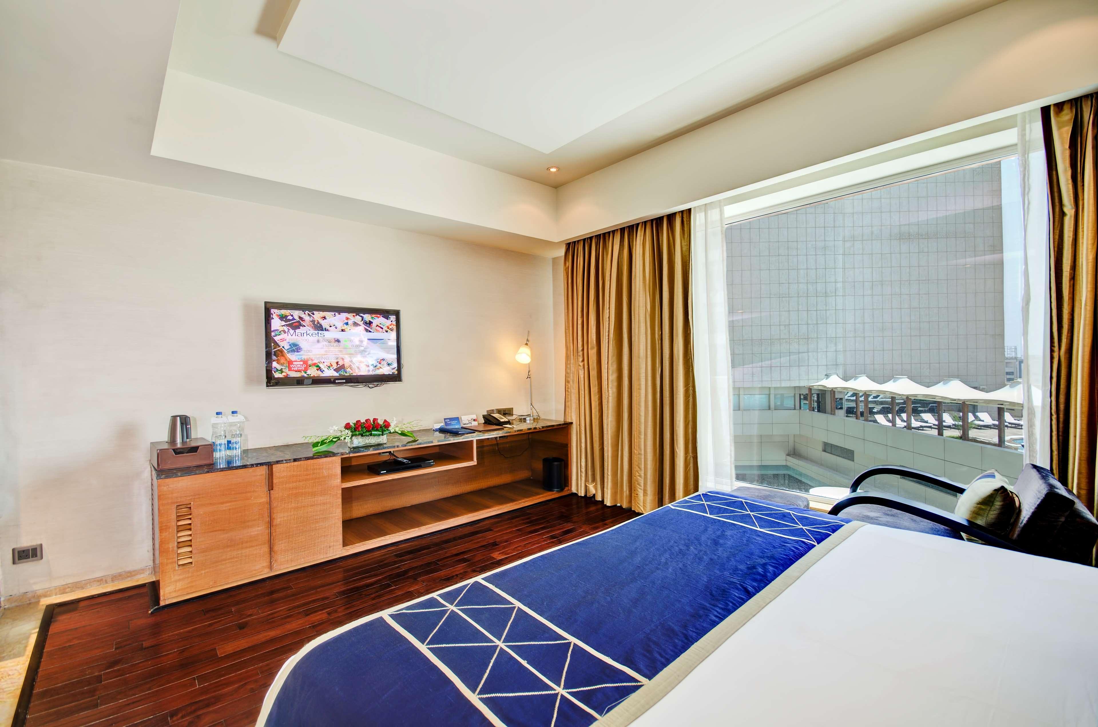 Radisson Blu Kaushambi Delhi Ncr Hotell Ghaziabad Exteriör bild