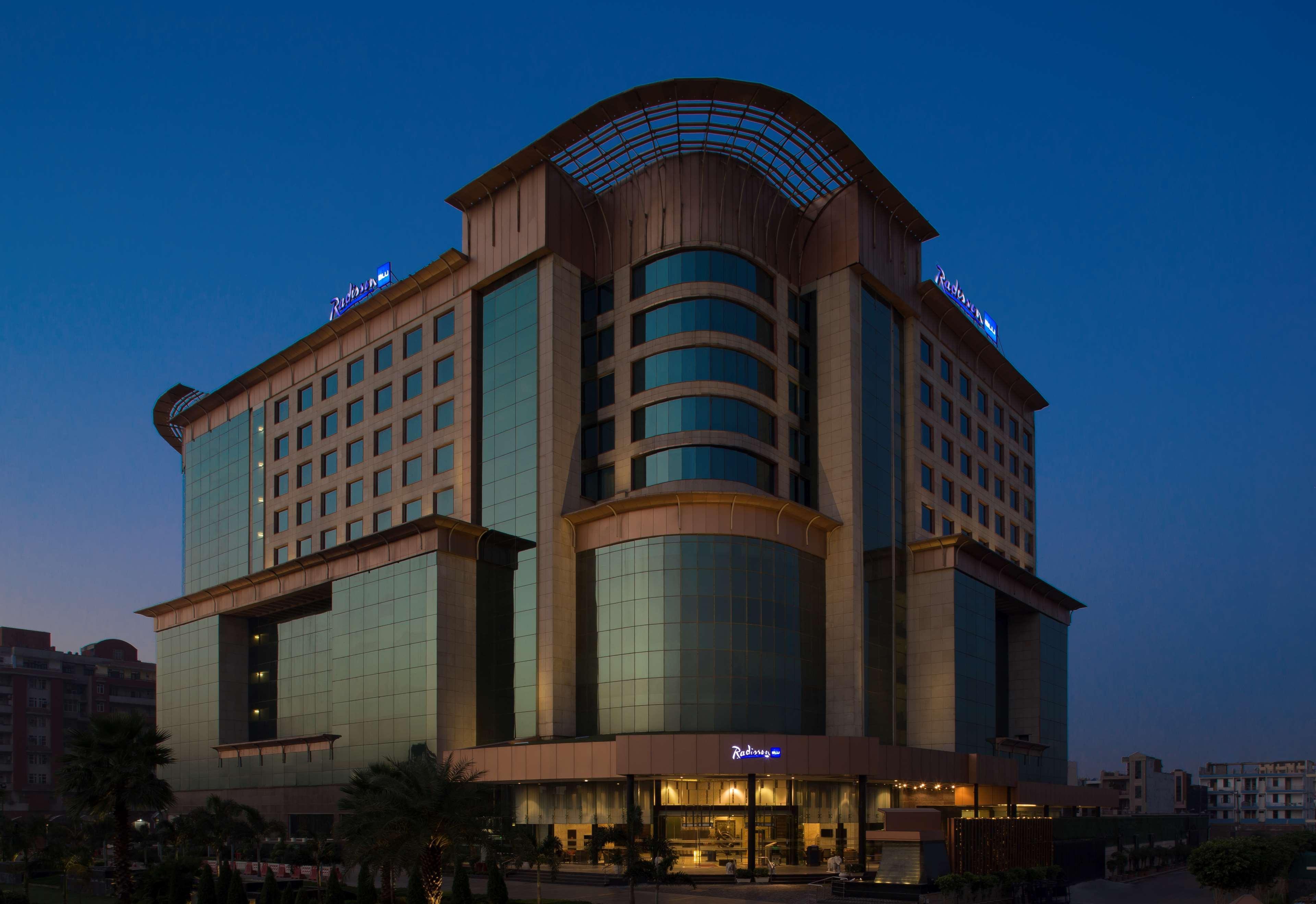 Radisson Blu Kaushambi Delhi Ncr Hotell Ghaziabad Exteriör bild