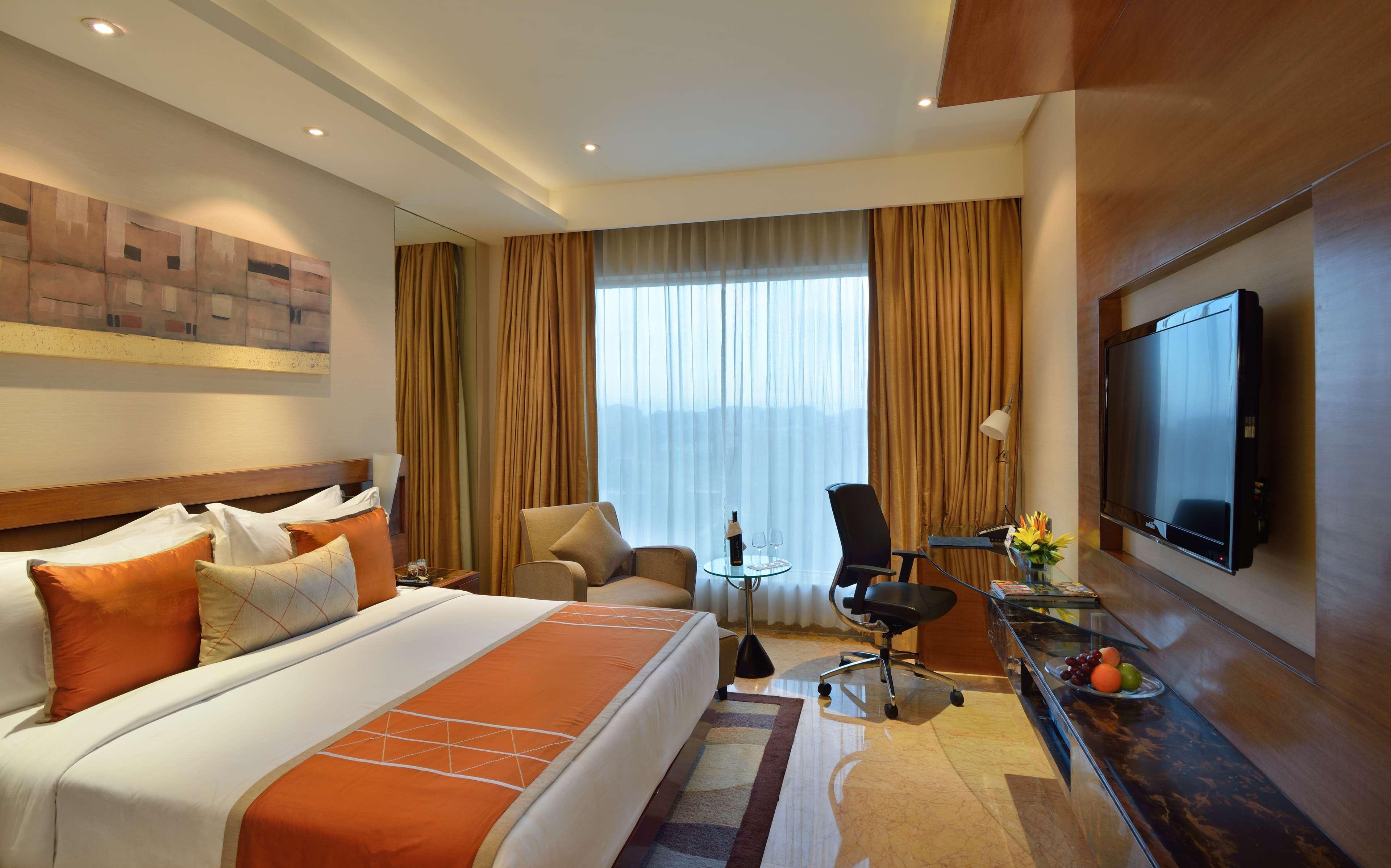 Radisson Blu Kaushambi Delhi Ncr Hotell Ghaziabad Exteriör bild
