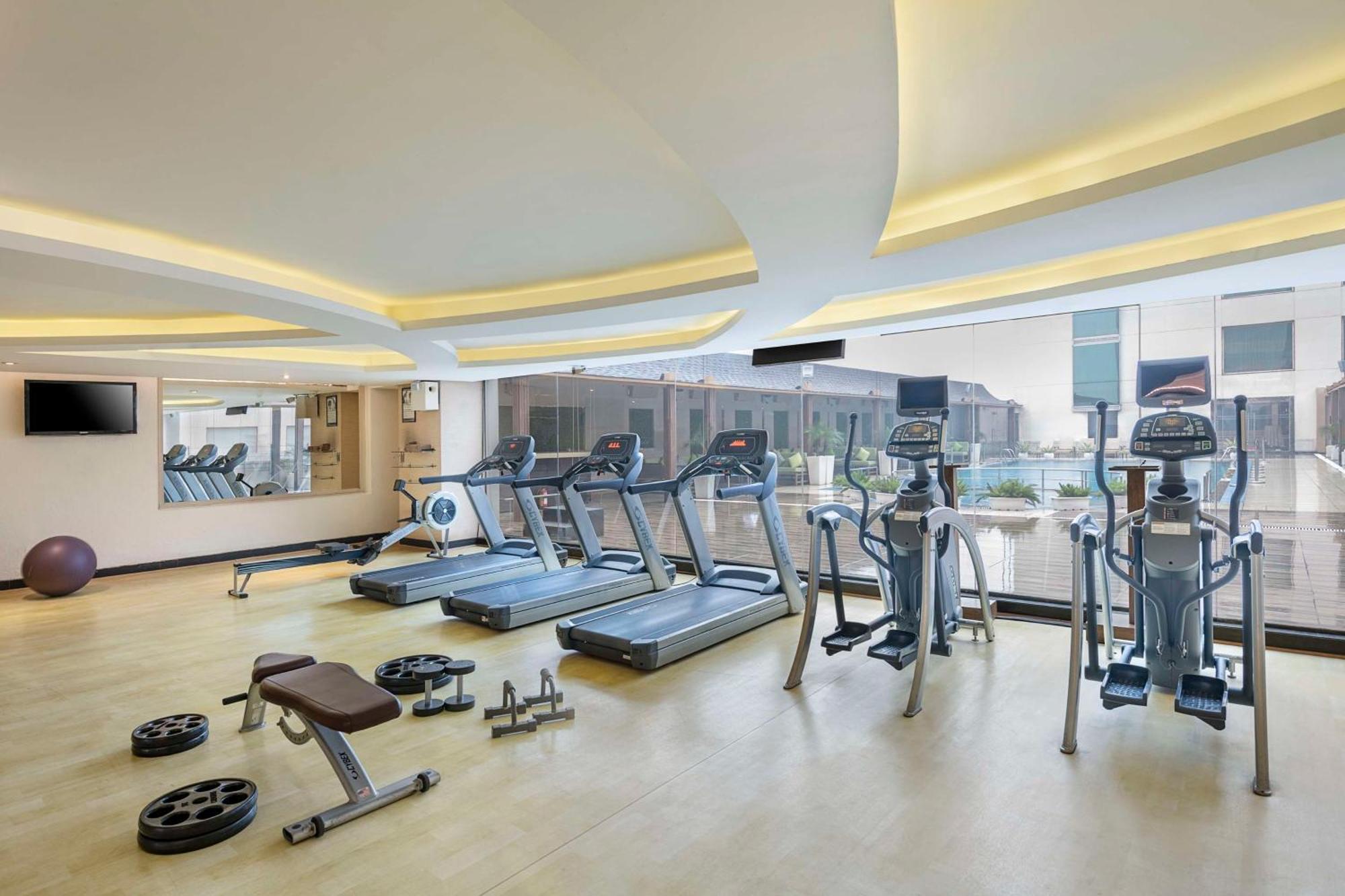 Radisson Blu Kaushambi Delhi Ncr Hotell Ghaziabad Exteriör bild